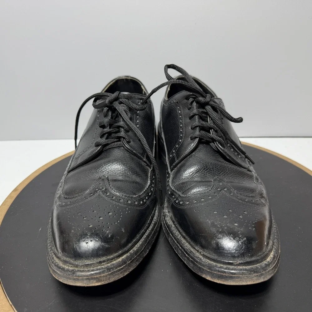 Thom McAn Wingtip Brogue Oxford Men Size 10.5 C Dress Shoe Black Leather Classic
